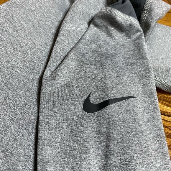Nike Pro jacket with 1/4 zip Dri-fit small - Picture 5 of 8